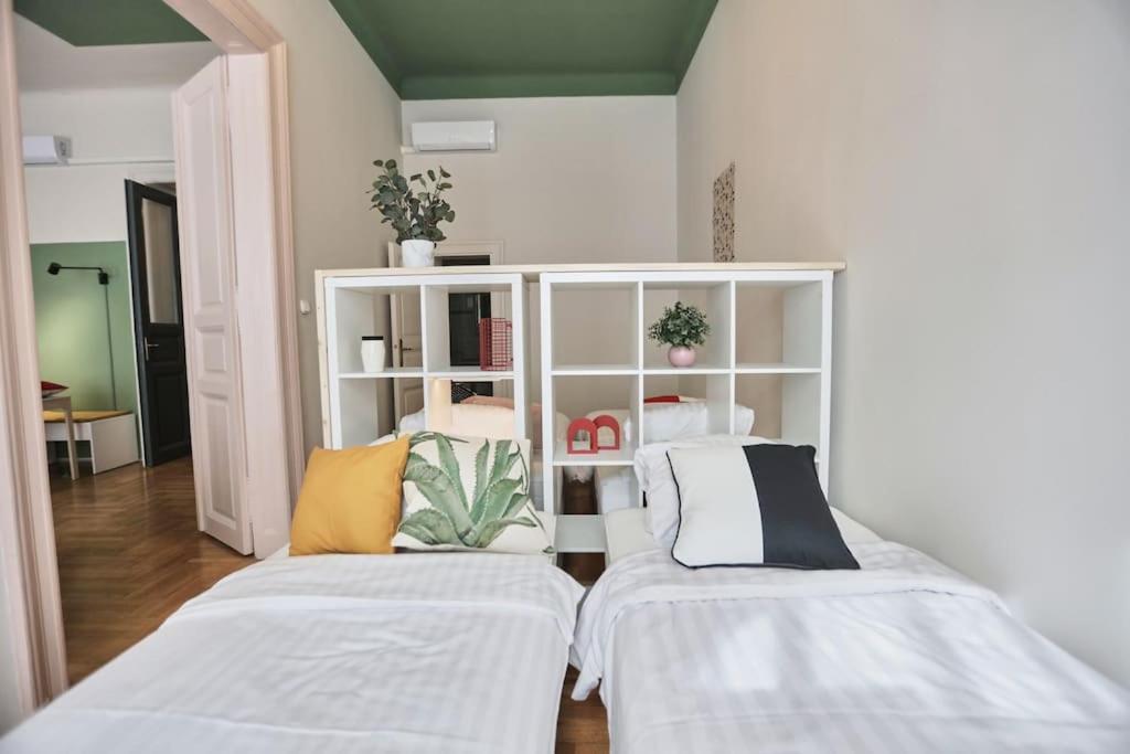 Apartment Unwind In Style W Sauna Dsgn 2br
