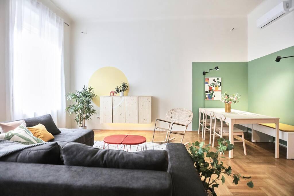 Unwind In Style W Sauna Dsgn 2br Apartment *