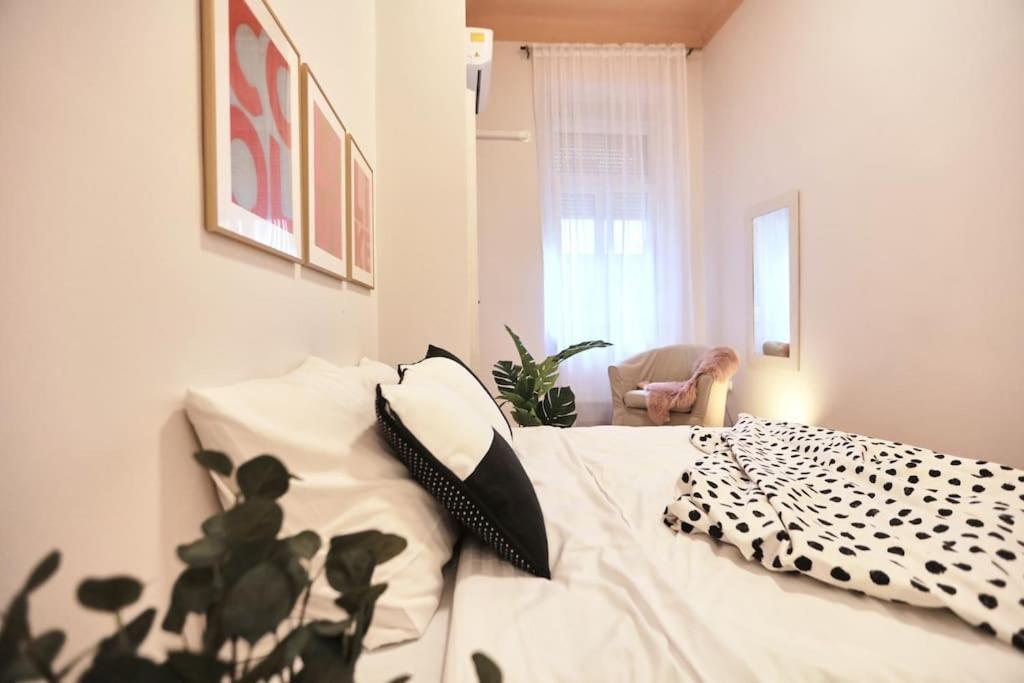 Unwind In Style W Sauna Dsgn 2br Apartment Budapest