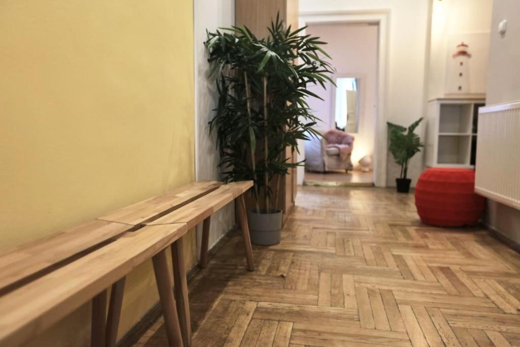 Unwind In Style W Sauna Dsgn 2br Apartment